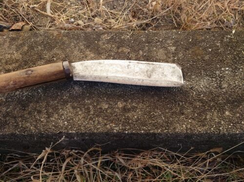 片刃の鉈の研ぎ上がり：錆びた鉈（ナタ）の砥石での研ぎ方